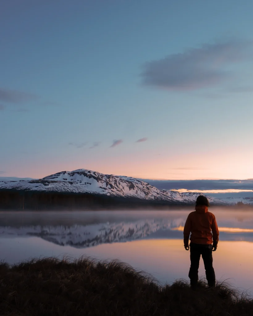 A man traveling mountain